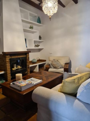 RUSTIC FLAT IN THE OLD TOWN IN ALTEA